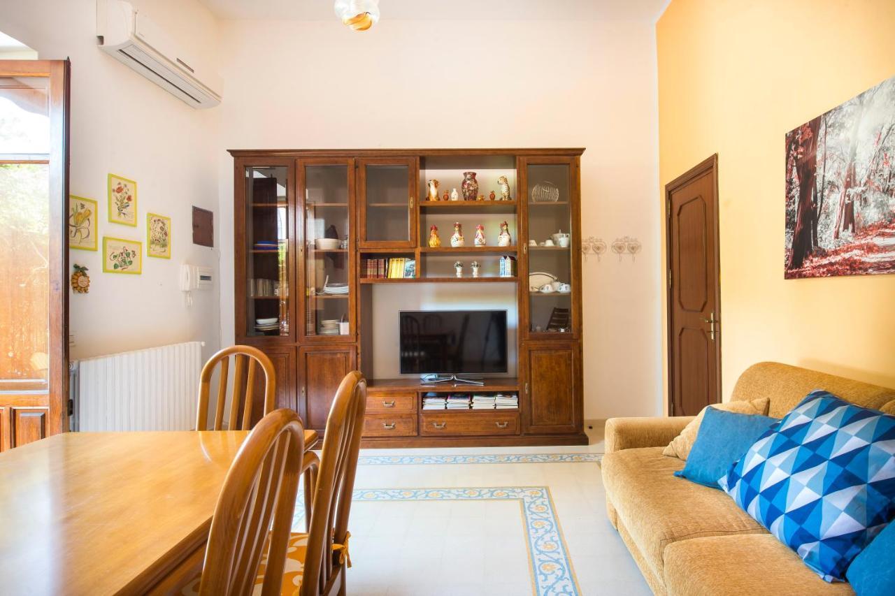 La Casa Di Sara A Mondello Appartement Buitenkant foto